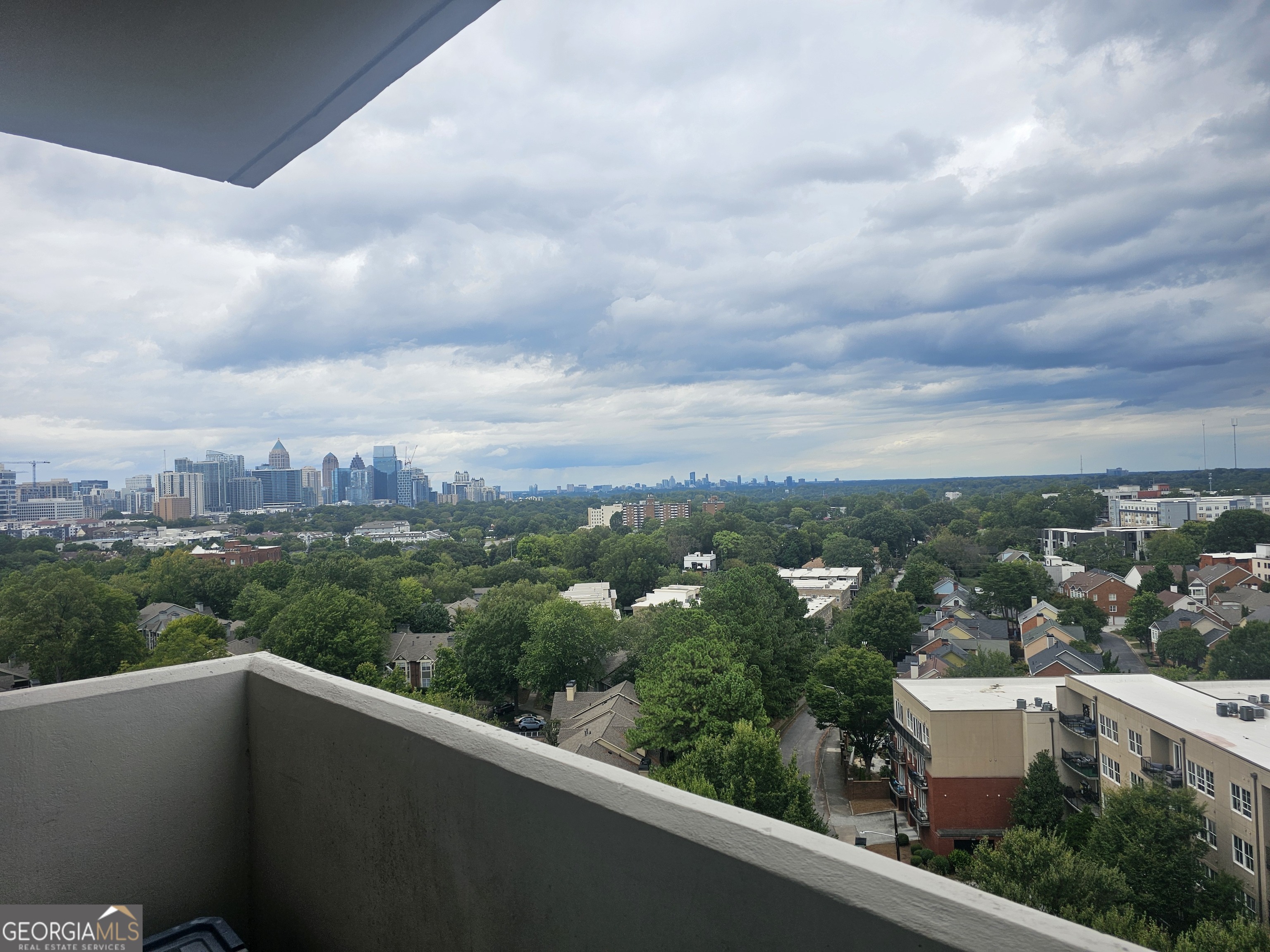 375 Ralph McGill Boulevard Northeast, Unit 1305 Atlanta, GA 30312 - Photo 10 of 15