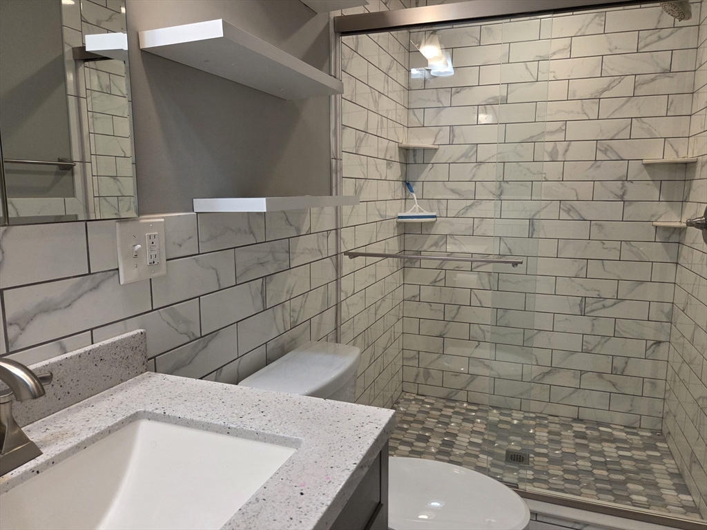 98 Walnut Street Everett, MA 02149 - Photo 20 of 41