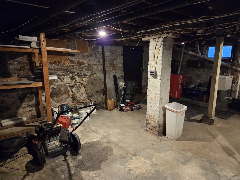 98 Walnut Street Everett, MA 02149 - Photo 41 of 41