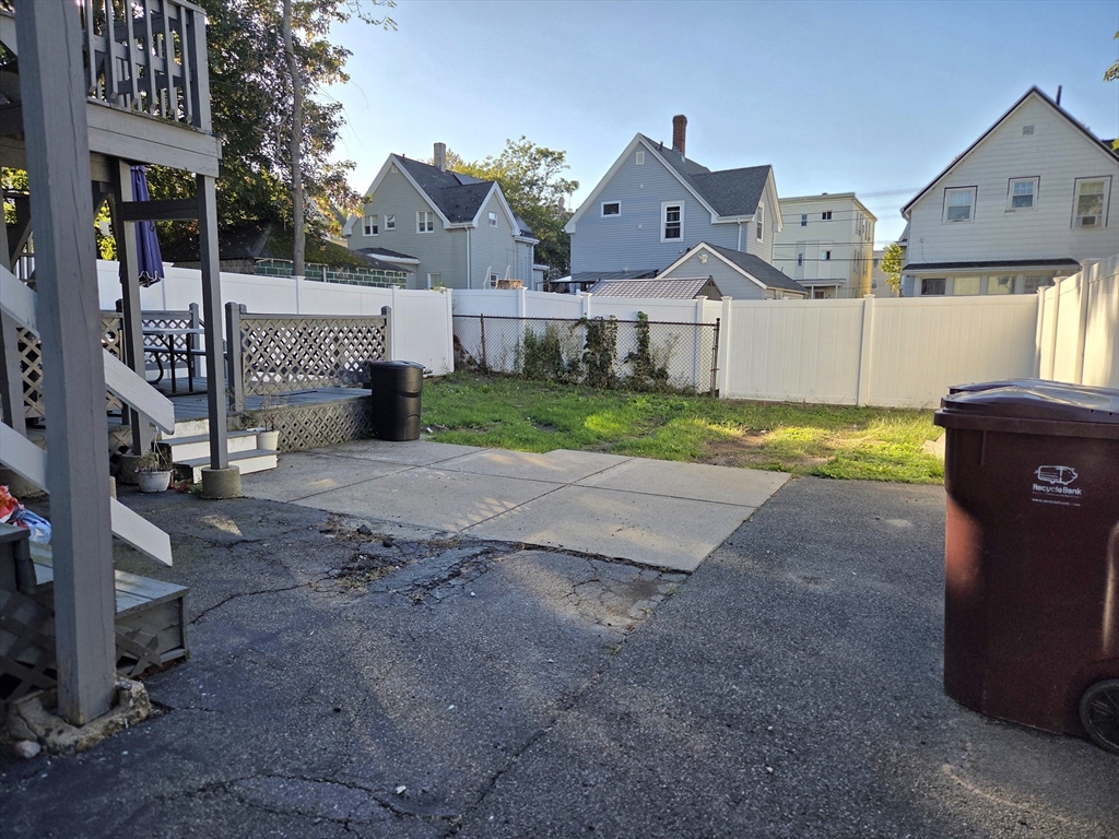 98 Walnut Street Everett, MA 02149 - Photo 5 of 41