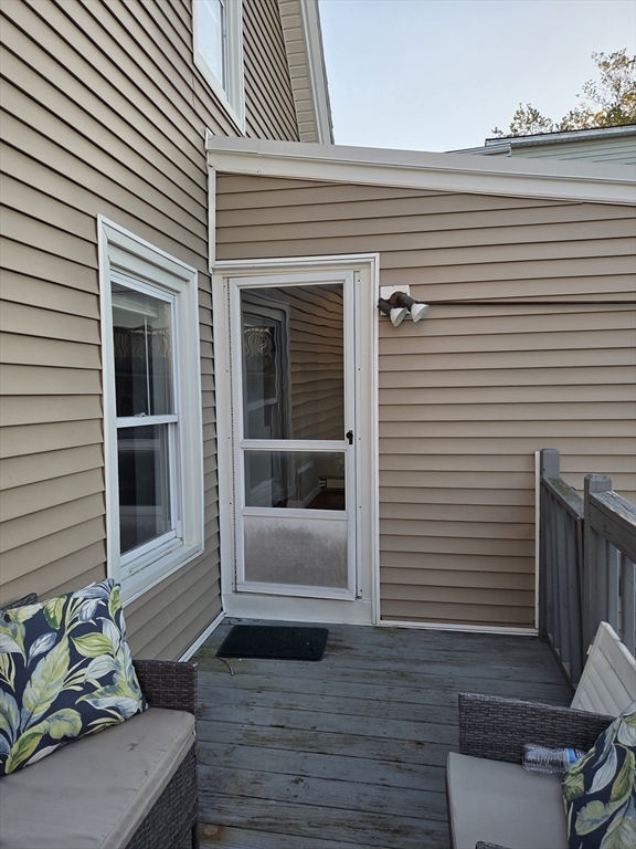 98 Walnut Street Everett, MA 02149 - Photo 10 of 41