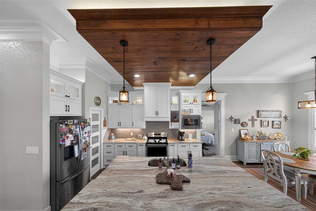 15802 County Road 472 Tyler, TX 75706 - Photo 13 of 40