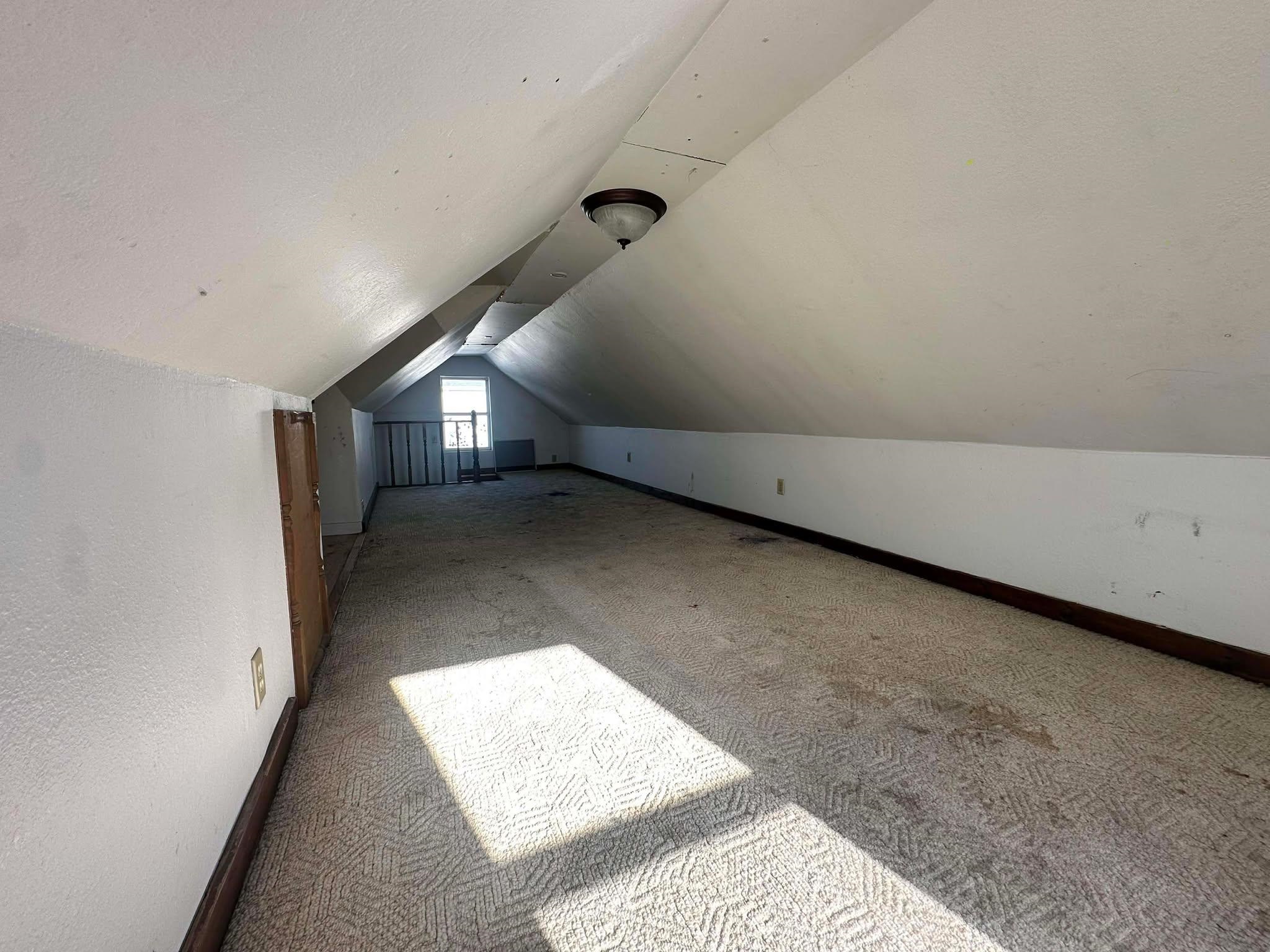 1212 Hawthorne Street Two Rivers, WI 54241 - Photo 15 of 19