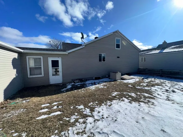 $110,000 | 1212 Hawthorne Street, Two Rivers, WI 54241