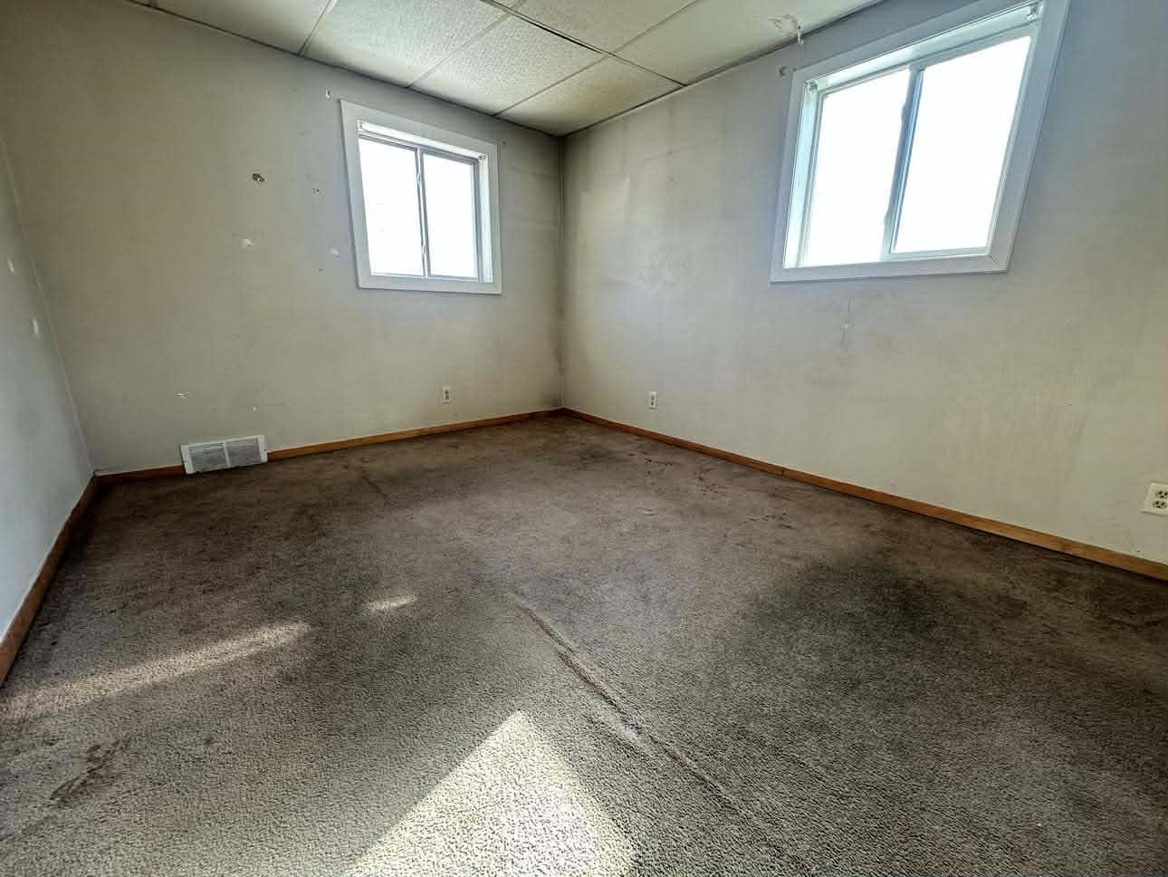 1212 Hawthorne Street Two Rivers, WI 54241 - Photo 10 of 19