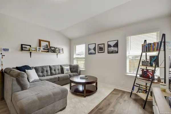 $1,875 | 9606 Holly Patch, San Antonio, TX 78254