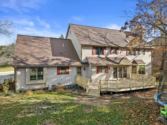 $780,000 | 1825 Derrin Lane, Brookfield, WI 53045