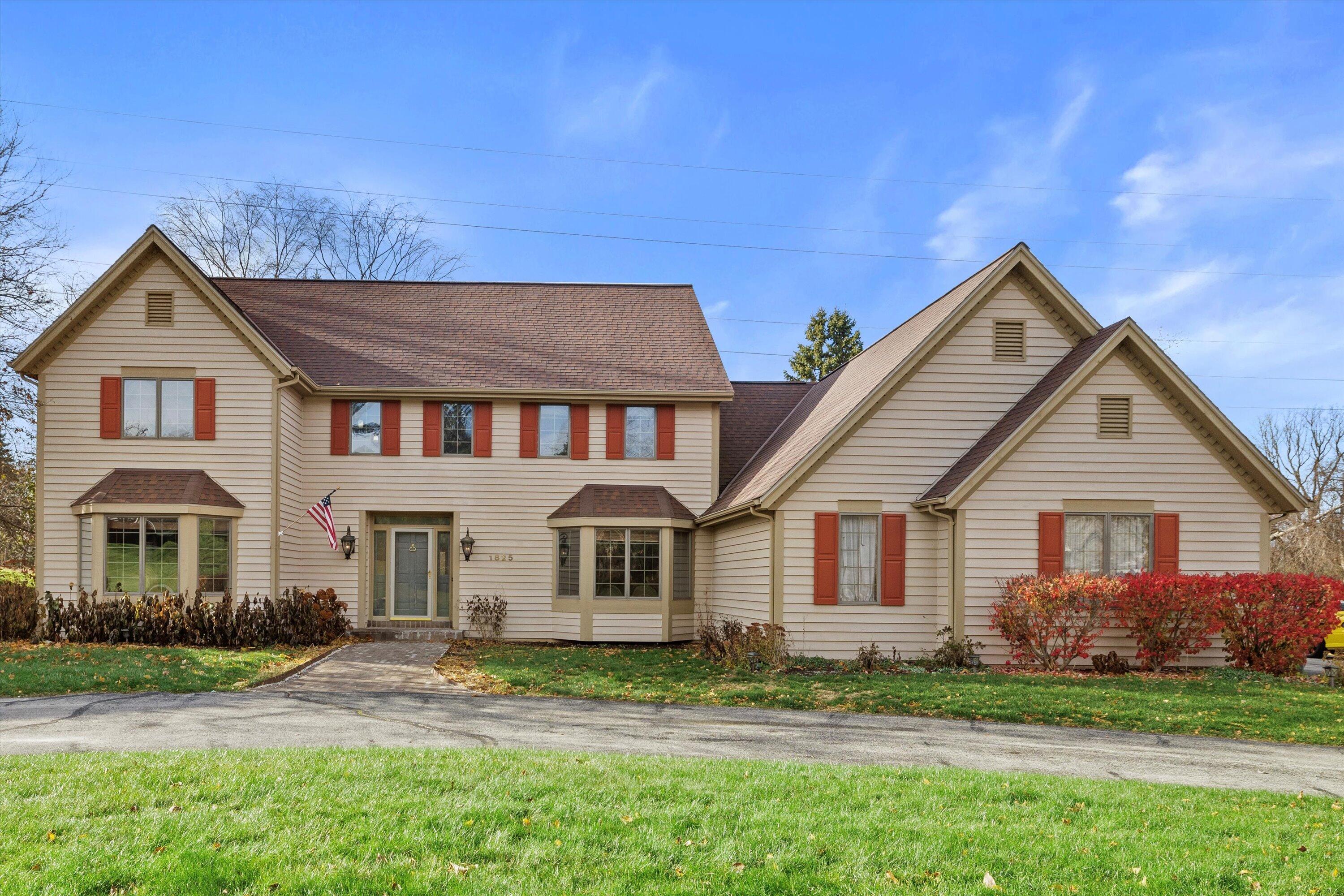 1825 Derrin Lane Brookfield, WI 53045 - Photo 4 of 72 Home