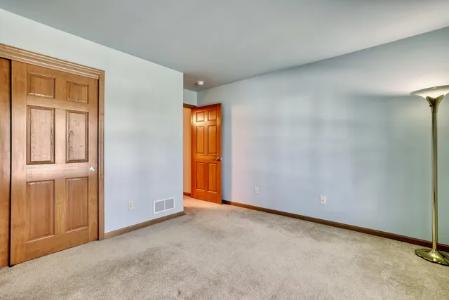 $524,900 | N52-w35347 Lighthouse Lane, Oconomowoc, WI 53066