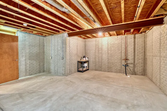 $524,900 | N52-w35347 Lighthouse Lane, Oconomowoc, WI 53066