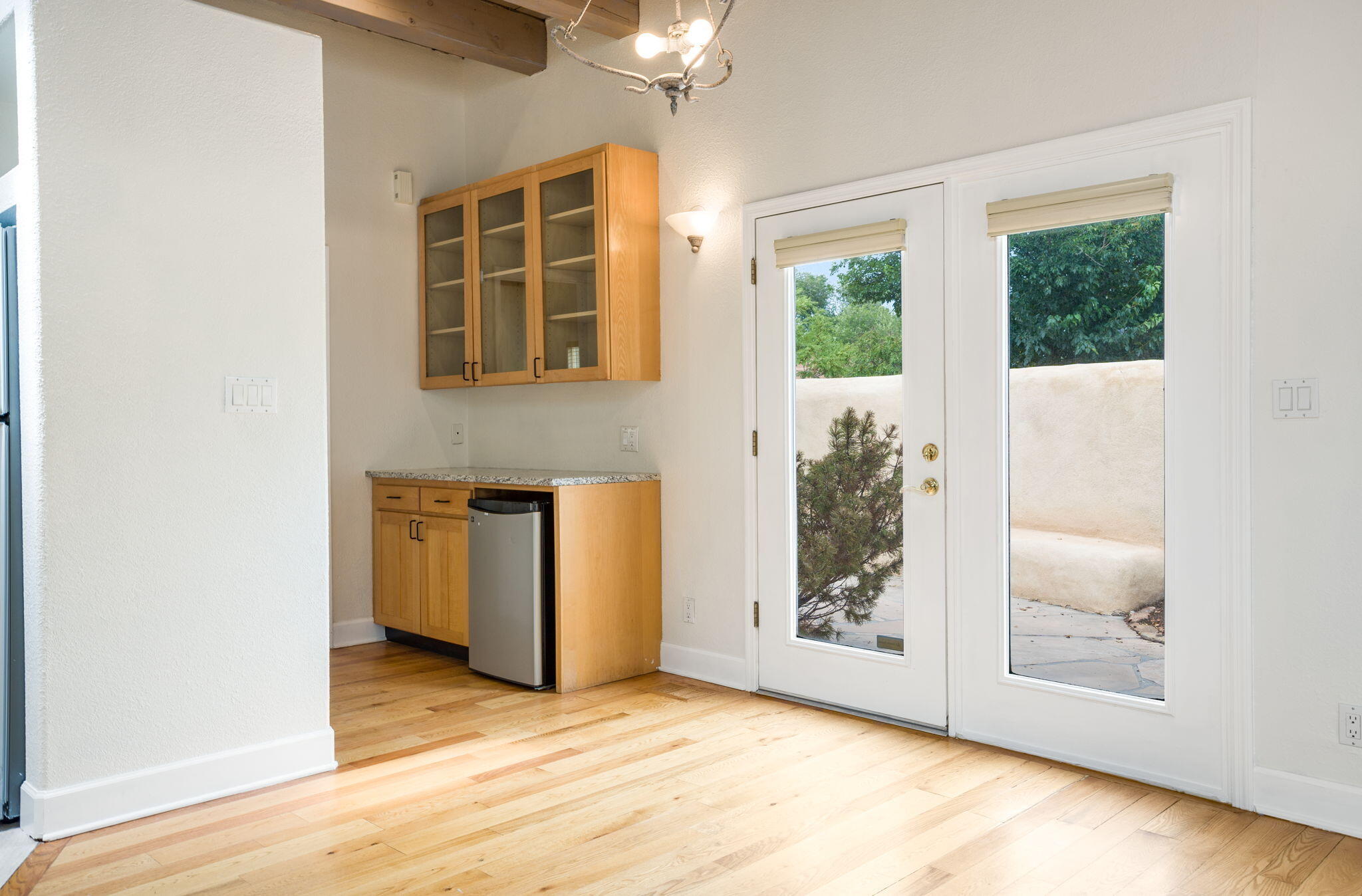 2410 Vicic Road Northwest Albuquerque, NM 87104 - Photo 12 of 54 Gallery Image 12