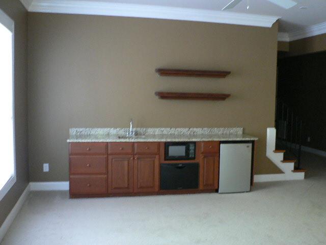 5251 Falcon Ridge Road Roanoke, VA 24018 - Photo 6 of 15 a room with cabinets