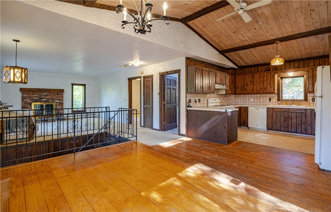 20 Country View Lane Scituate, RI 02857 - Photo 8 of 19