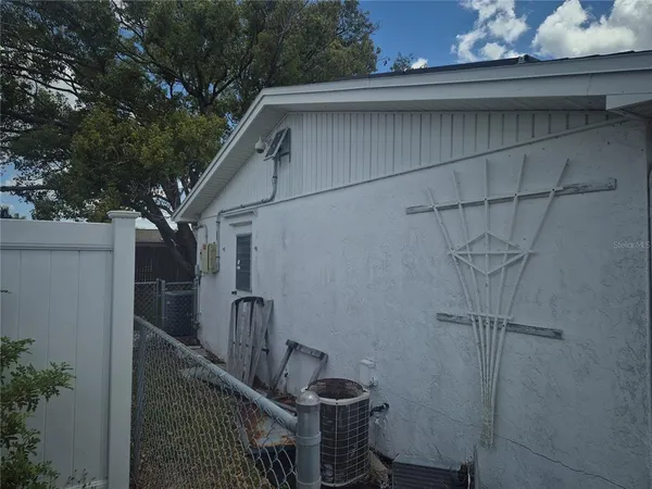 $172,000 | 3245 Fairmount Drive, Holiday, FL 34691
