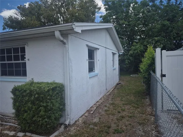 $172,000 | 3245 Fairmount Drive, Holiday, FL 34691