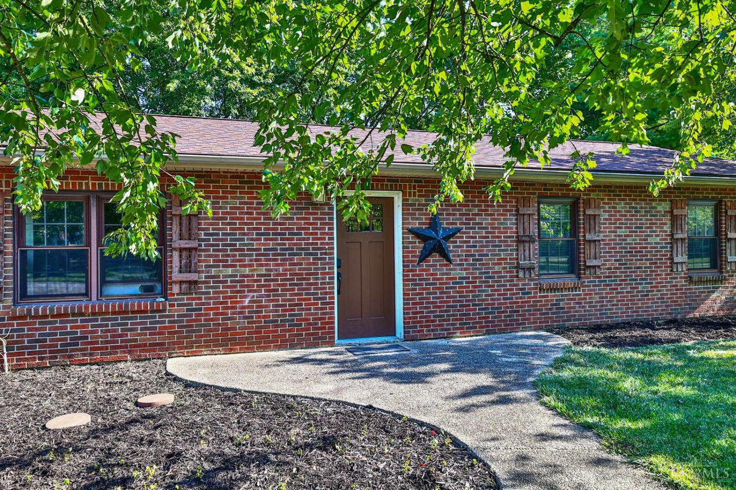 1258 Blue Ridge Way Milford, OH 45150 - Photo 3 of 37 Gallery Image 3