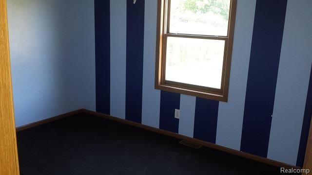 7928 Metcalf Road Avoca, MI 48006 - Photo 8 of 12 Bedroom 3.jpg