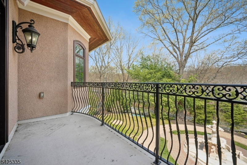 318 Franklin Road Denville, NJ 07834 - Photo 23 of 40 a view of a street from a balcony