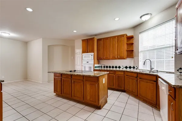 $3,300 | 2904 Woods Drive, Plano, TX 75025