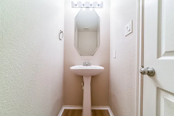 $2,000 | 21223 Fire Wind Court, Spring, TX 77379