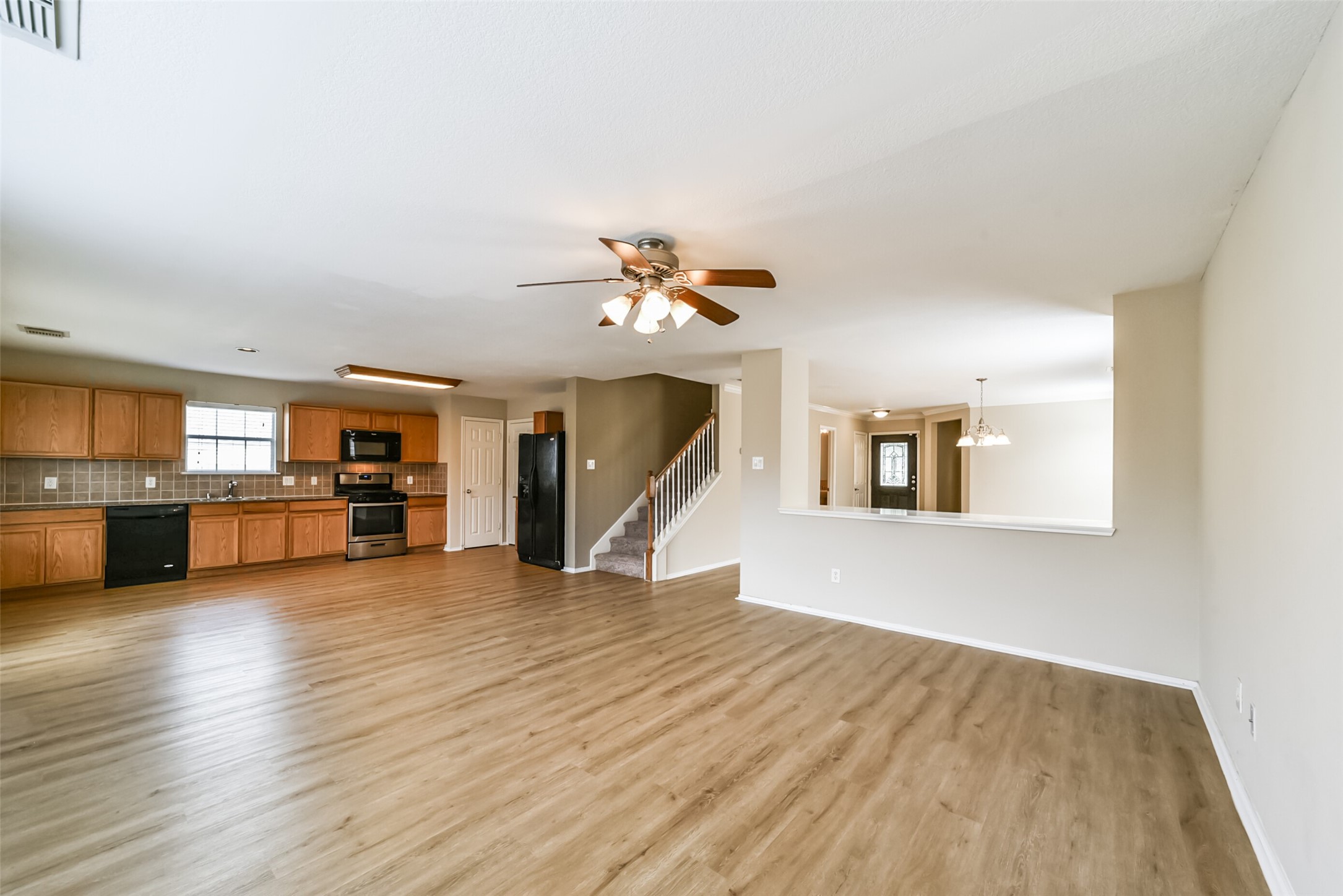 21223 Fire Wind Court Spring, TX 77379 - Photo 5 of 31