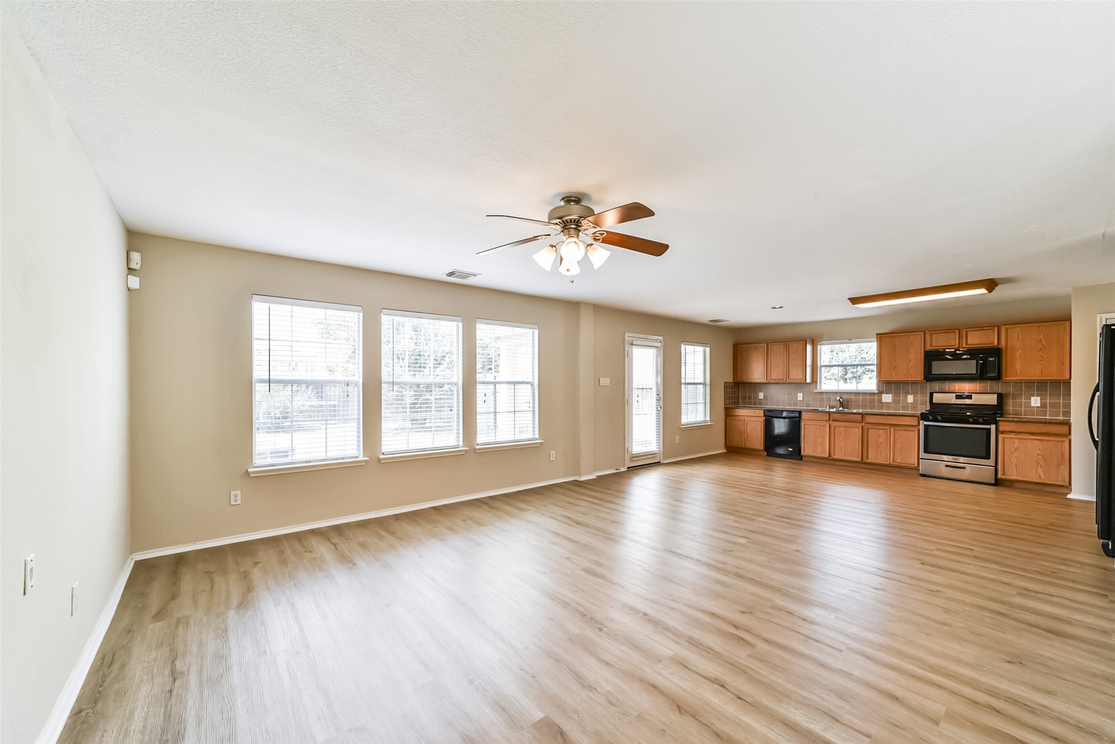 21223 Fire Wind Court Spring, TX 77379 - Photo 6 of 31