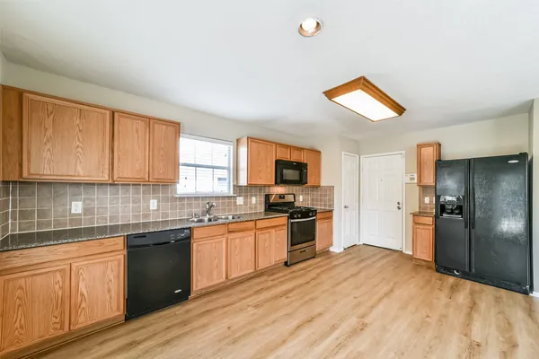 $2,000 | 21223 Fire Wind Court, Spring, TX 77379