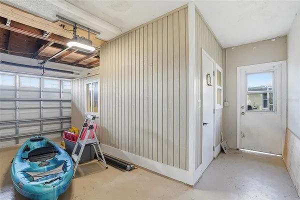 a view of room with air conditioner and window
