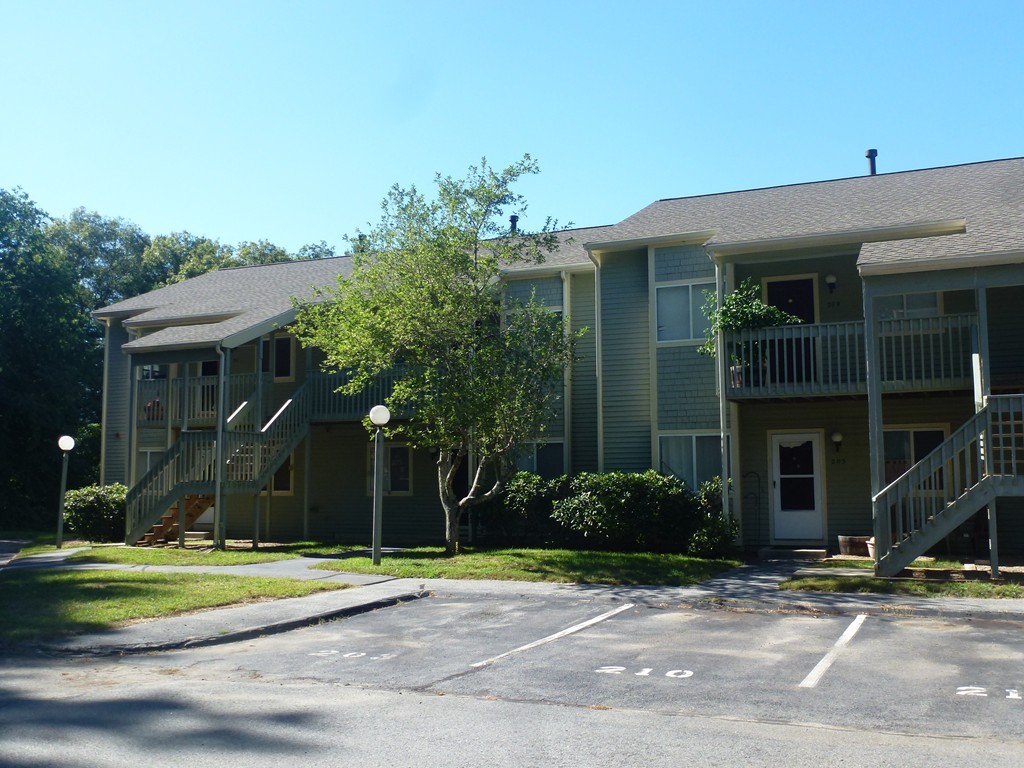 202 Park Place, Unit 202 Raynham, MA 02767 - Photo 3 of 23