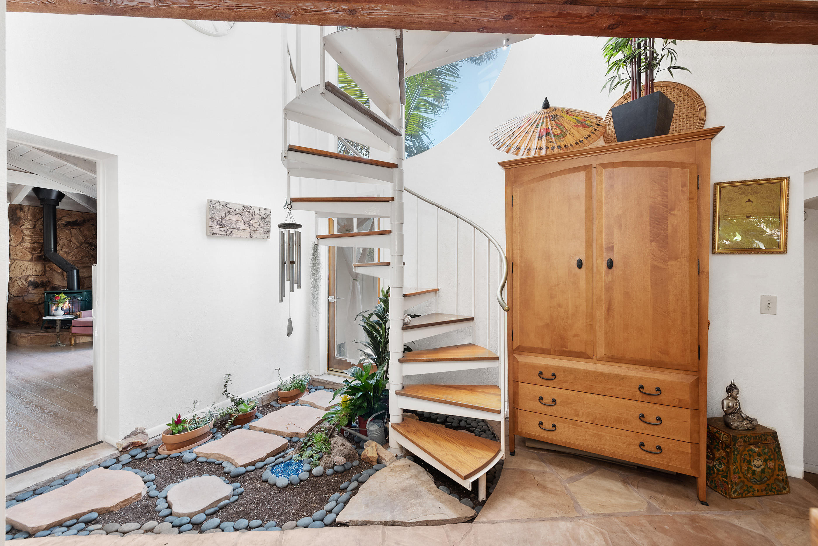 817 Cheltenham Road Santa Barbara, CA 93105 - Photo 24 of 62 817 Cheltenham Rd SB
