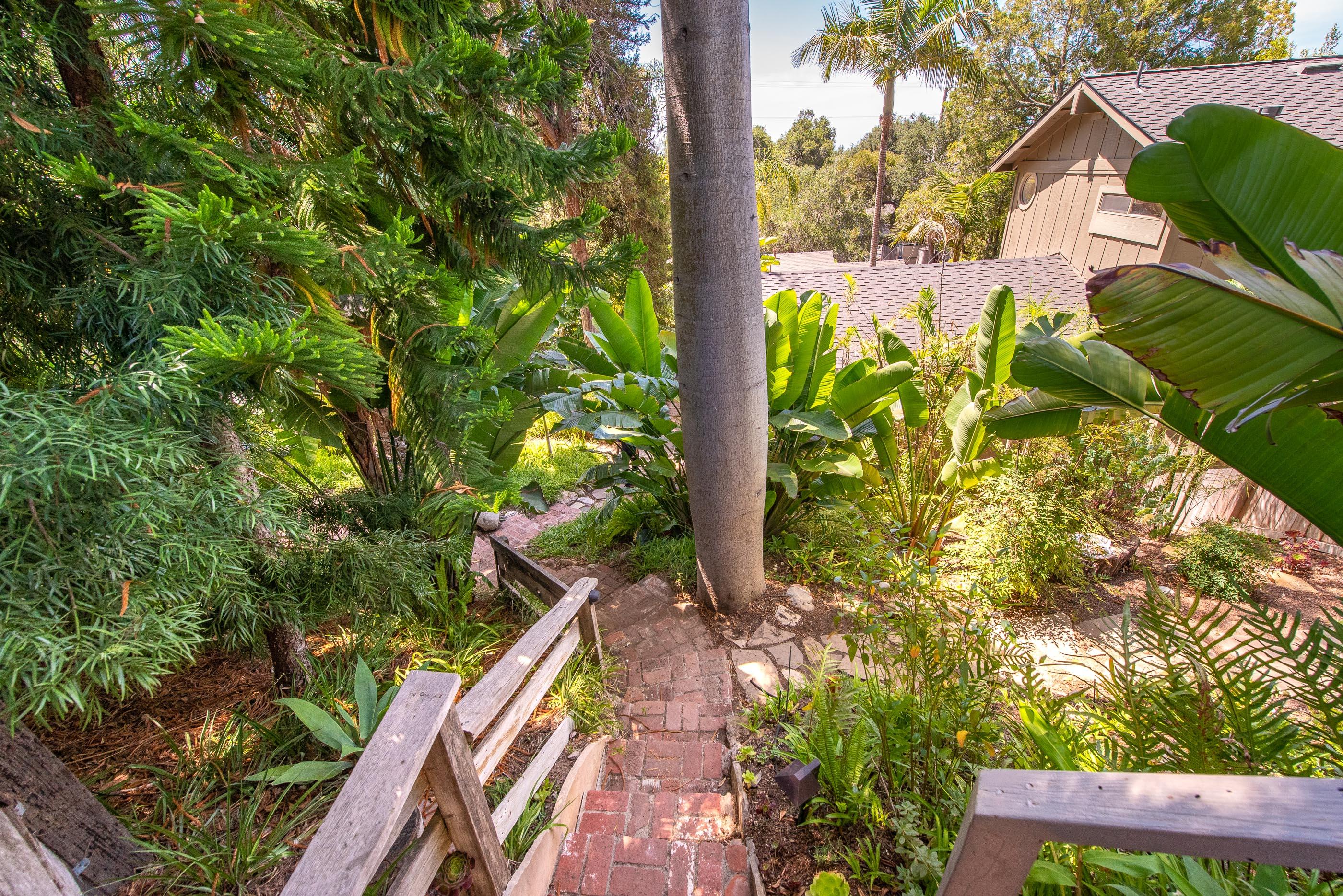 817 Cheltenham Road Santa Barbara, CA 93105 - Photo 8 of 62 817 Cheltenham Rd SB