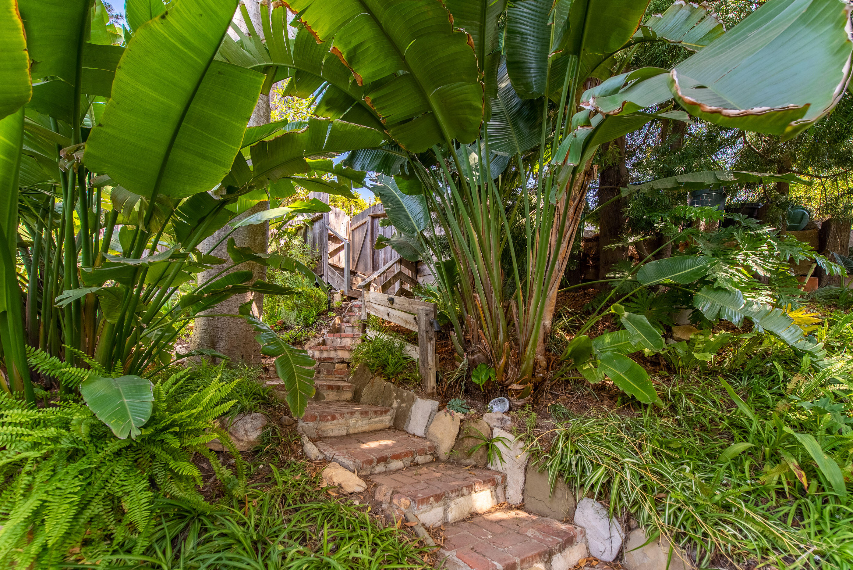 817 Cheltenham Road Santa Barbara, CA 93105 - Photo 9 of 62 817 Cheltenham Rd SB