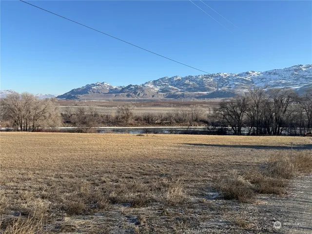 a view of an outdoor space and mountains