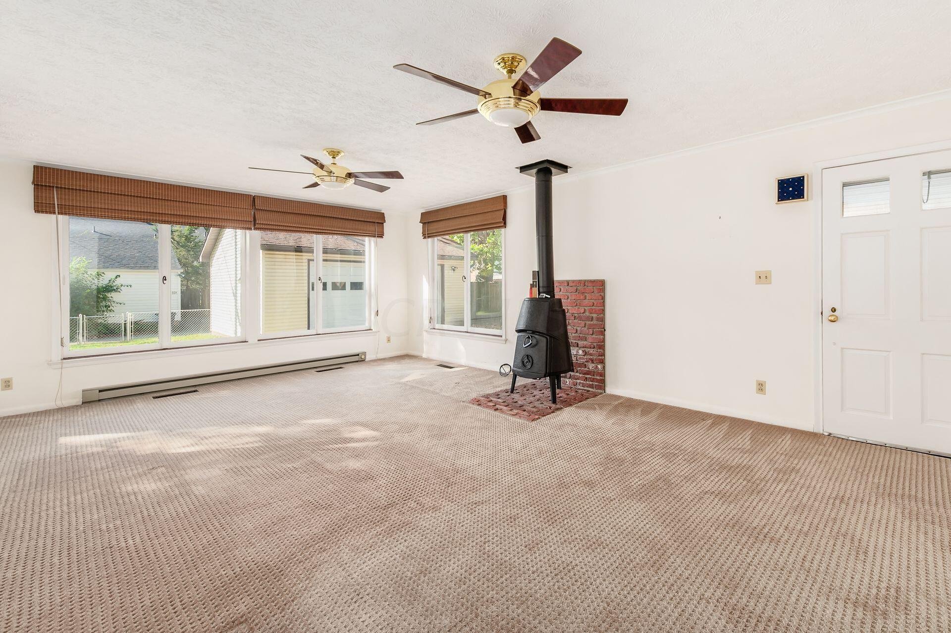 99 North Cassingham Road Columbus, OH 43209 - Photo 5 of 29 09_99 N Cassingham Rd, Columbus, OH 4320