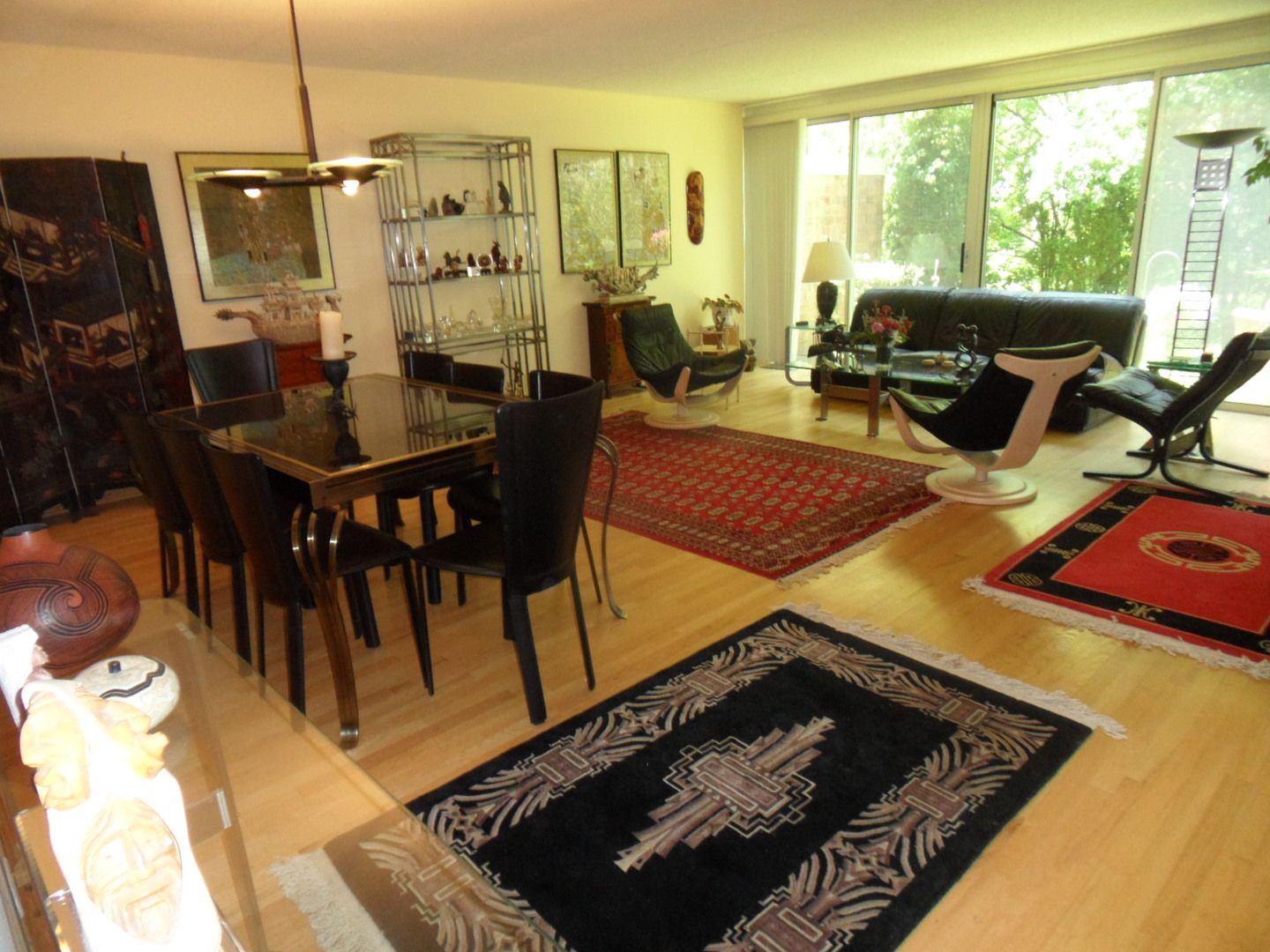 48 Avon Road Northbrook, IL 60062 - Photo 3 of 40