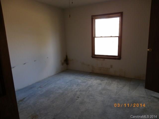 2365 Kingsburry Road York, SC 29745 - Photo 4 of 10 Gallery Image 4