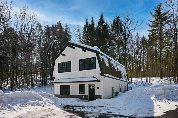$599,900 | 28 Cook Road, Southampton, MA 01073