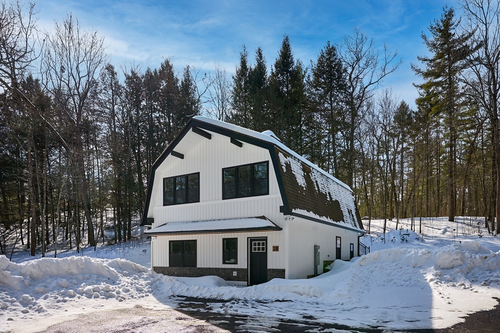 28 Cook Road Southampton, MA 01073 - Photo 1 of 34