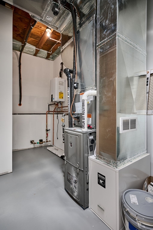 28 Cook Road Southampton, MA 01073 - Photo 23 of 34