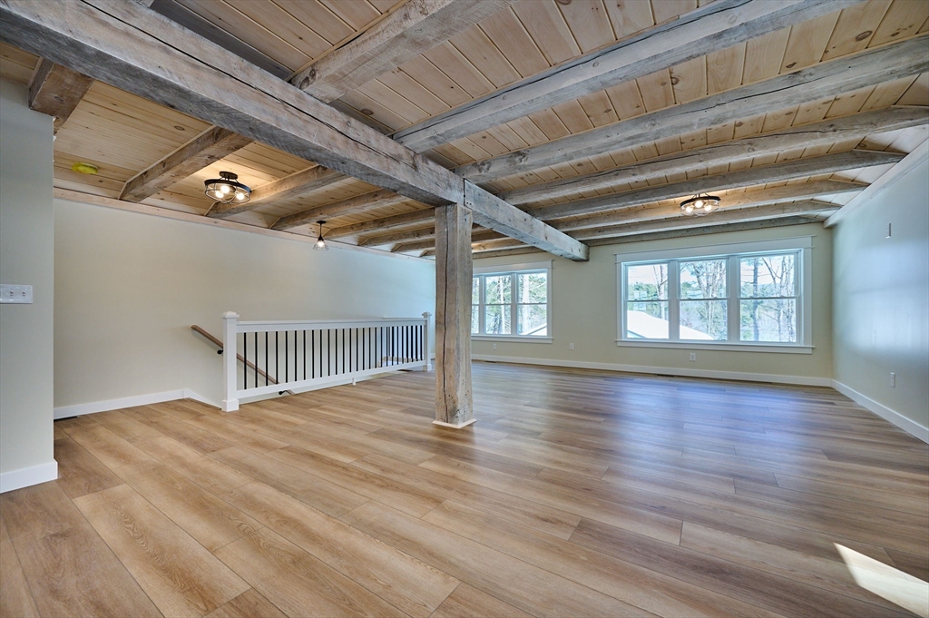 28 Cook Road Southampton, MA 01073 - Photo 6 of 34