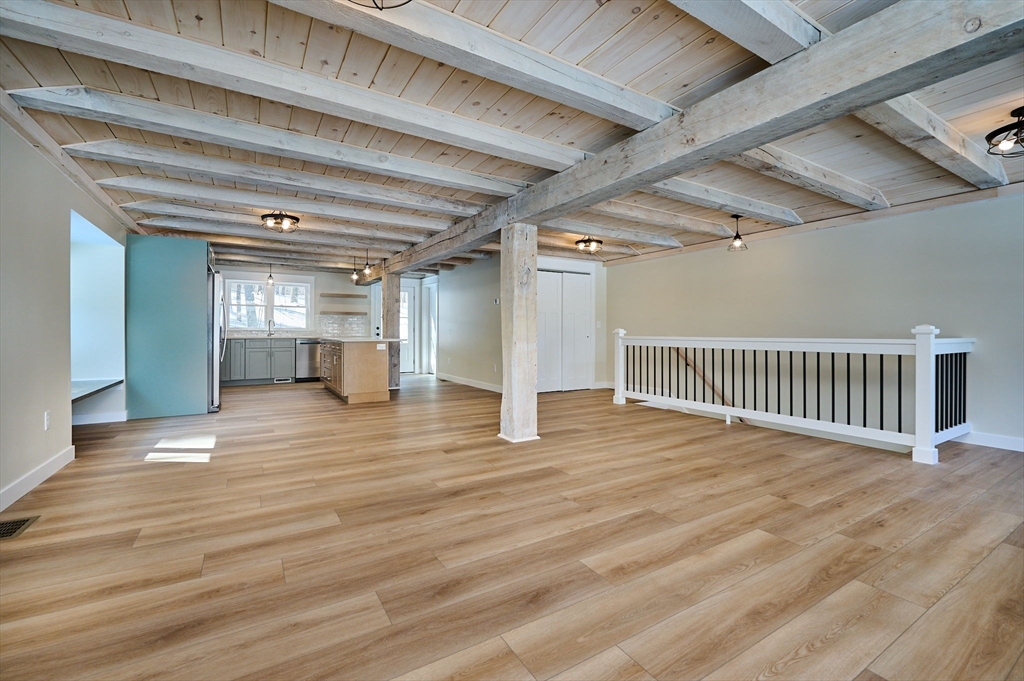 28 Cook Road Southampton, MA 01073 - Photo 7 of 34