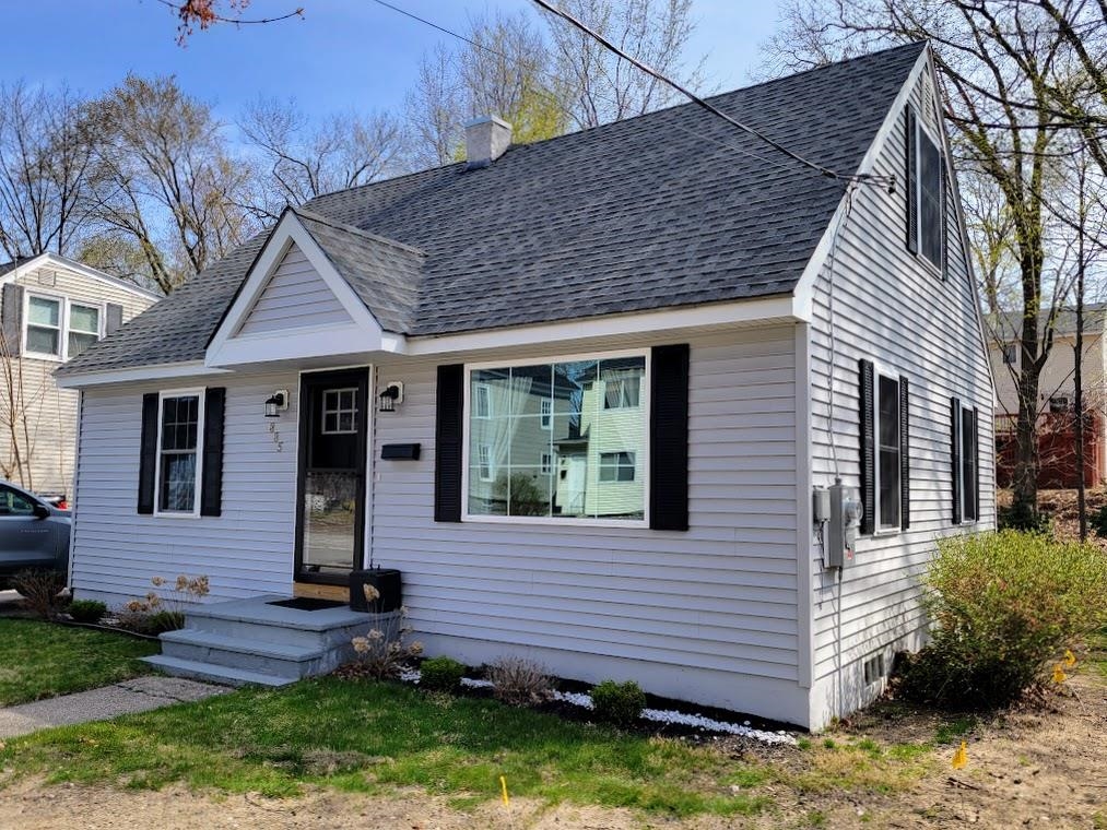 885 Beech Street Manchester, NH 03104 - Photo 2 of 38