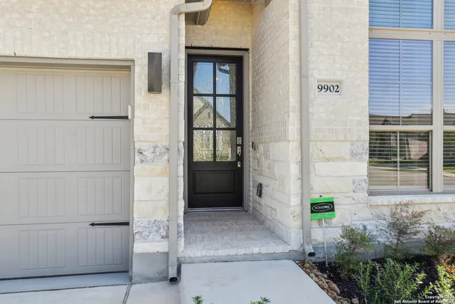 $2,450 | 9902 Cavvy Trail, San Antonio, TX 78254