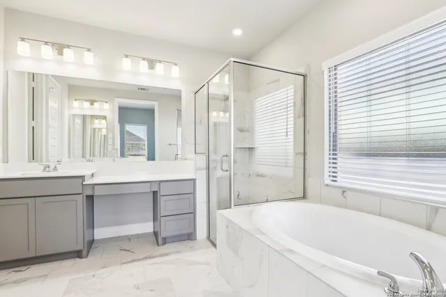 $2,450 | 9902 Cavvy Trail, San Antonio, TX 78254