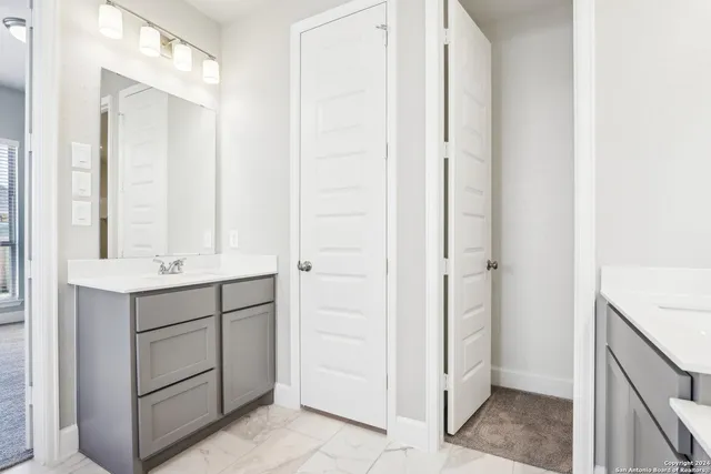 $2,450 | 9902 Cavvy Trail, San Antonio, TX 78254