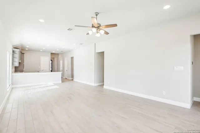 $2,450 | 9902 Cavvy Trail, San Antonio, TX 78254