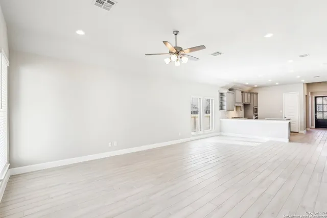 $2,450 | 9902 Cavvy Trail, San Antonio, TX 78254