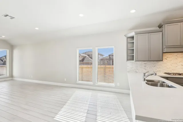 $2,450 | 9902 Cavvy Trail, San Antonio, TX 78254