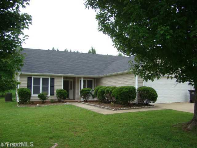 549 Covington Ridge Road Winston-Salem, NC 27107 - Photo 1 of 7 Exterior Front.