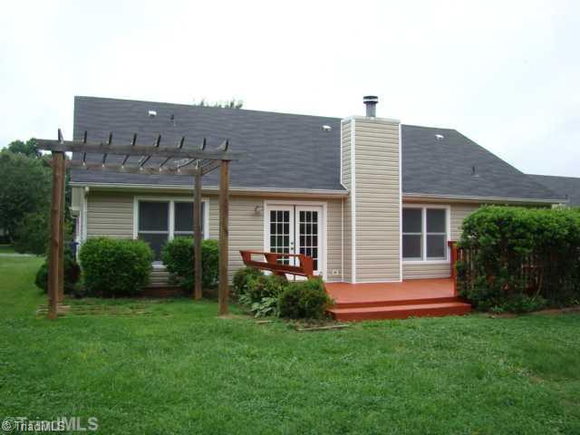 549 Covington Ridge Road Winston-Salem, NC 27107 - Photo 2 of 7 Exterior Back.